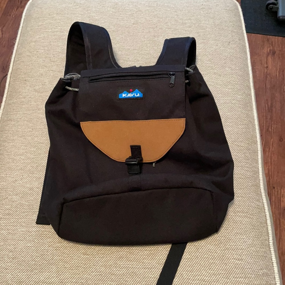 Kavu Satchel Backpack - Black